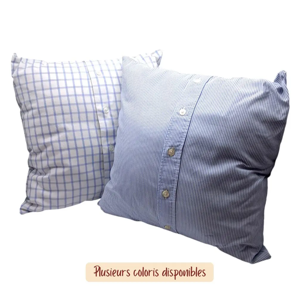Coussin fait à partir de chemise recyclée