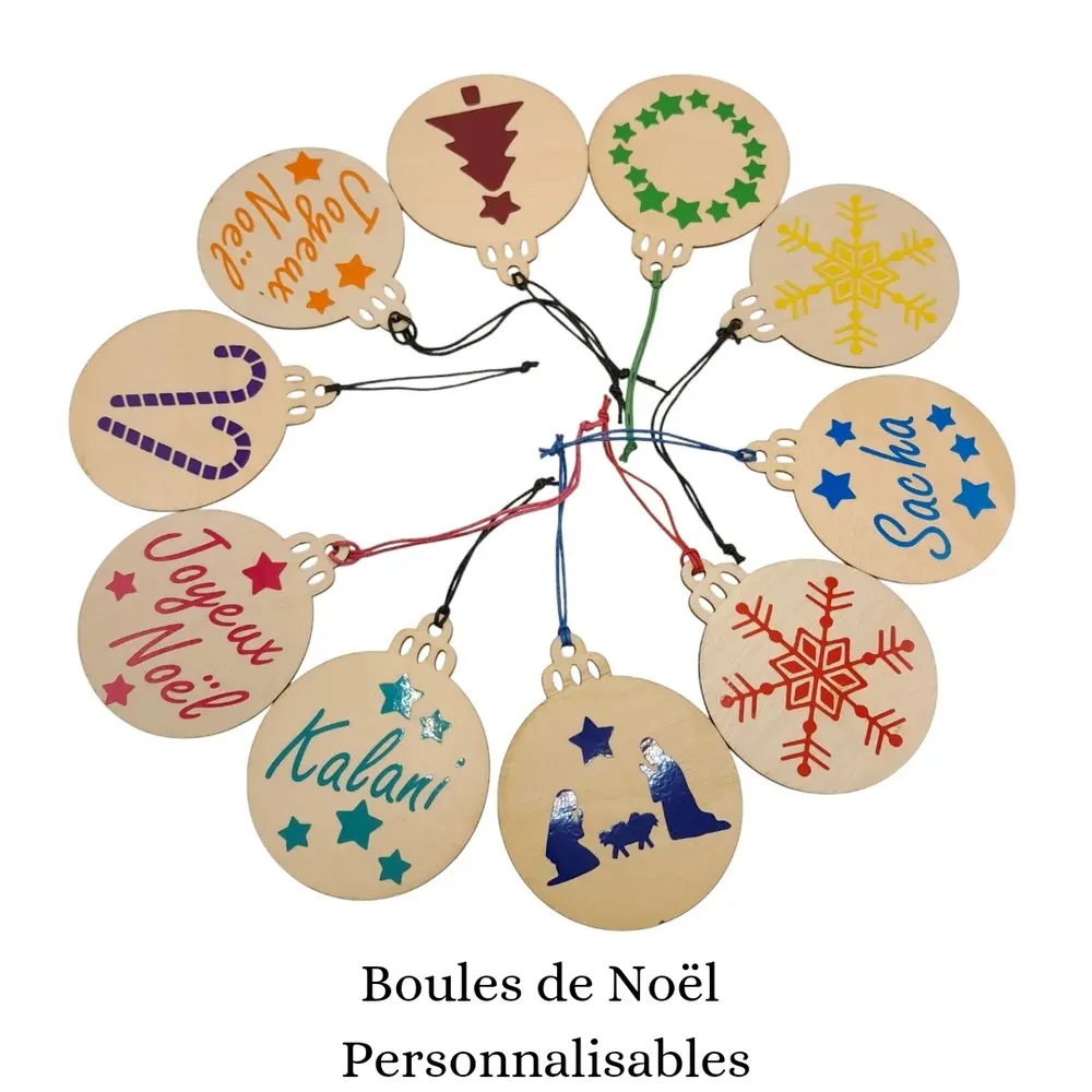Boule de Noël en bois personnalisable
